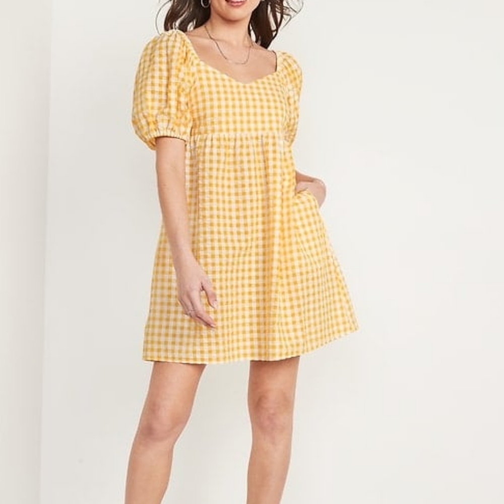 Old Navy Fit & Flare Puff-Sleeve Seersucker All-Day Mini Dress